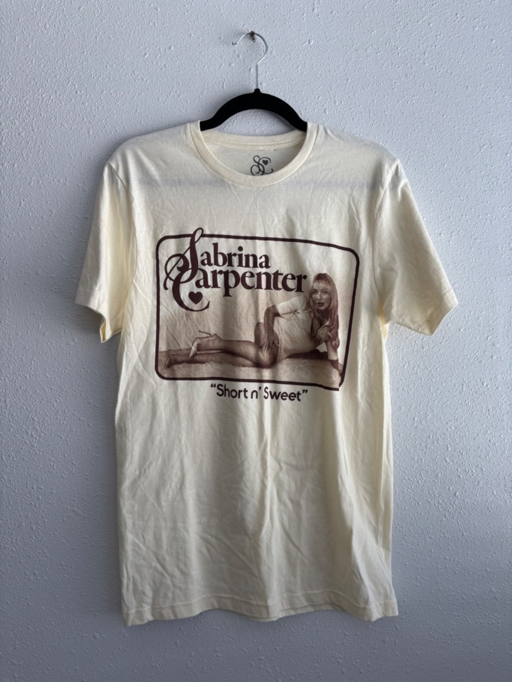 Sabrina Carpenter 100% Cotton 'Short n Sweet' Graphic Print T Shirt - Medium
